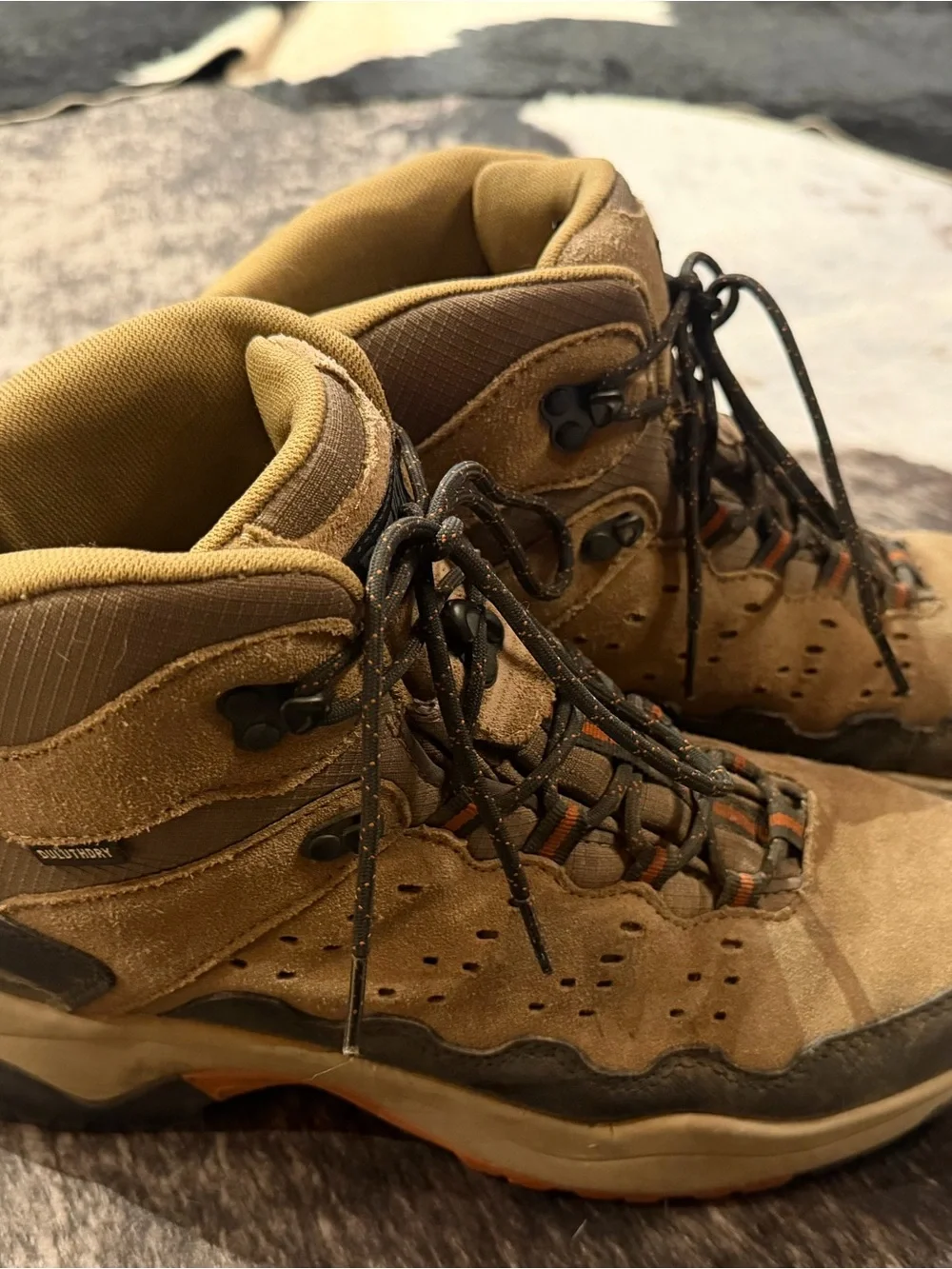 Duluth Trading Co Men’s Tan Brown Hiking Boots size 12